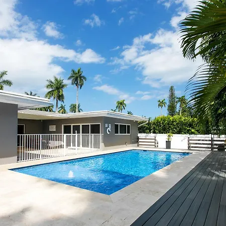 Premium Luxury 5Br & 3Ba Villa Near Hollywood Beach
